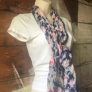 GAP Accessories - 3/$25 Sale! Gap Blue Pink Beige Scarf with Fringe GAP Accessories - 3/$25 Sale! Gap Blue Pink Beige Scarf with Fringe